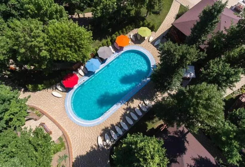 Hotelli загородный комплекс боковенька