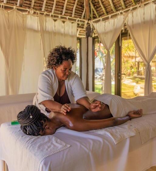 هتل Mawe Zuri Resort