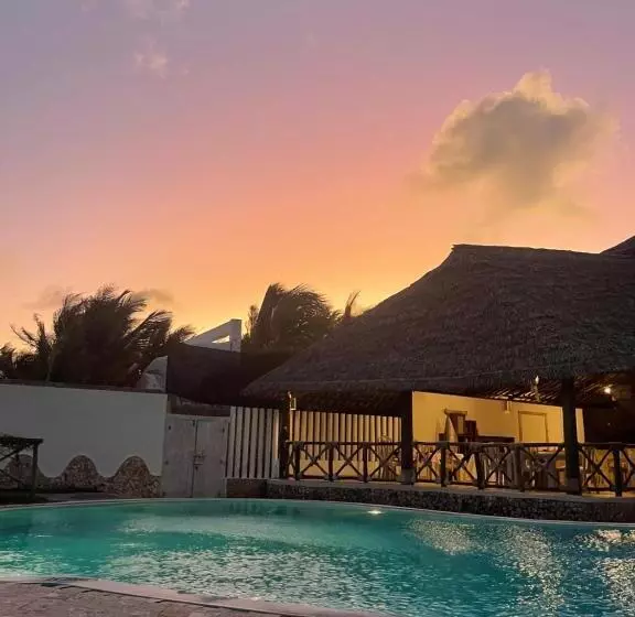 هتل Mawe Zuri Resort