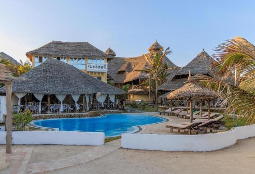 هتل Mawe Zuri Resort