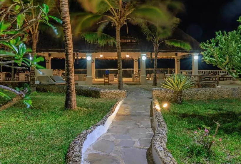 هتل Mawe Zuri Resort