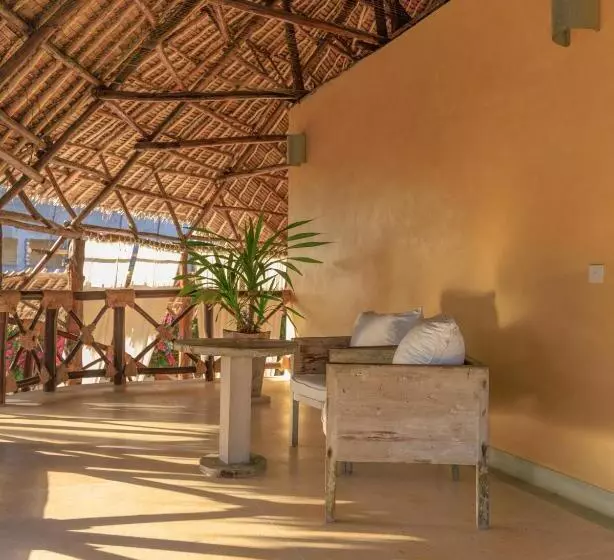 هتل Mawe Zuri Resort