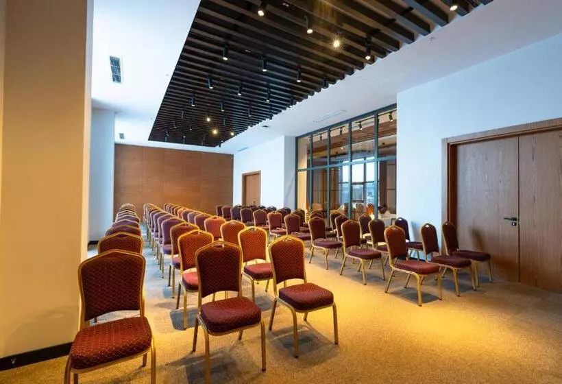 Hotelli Megasaray Mount Erciyes