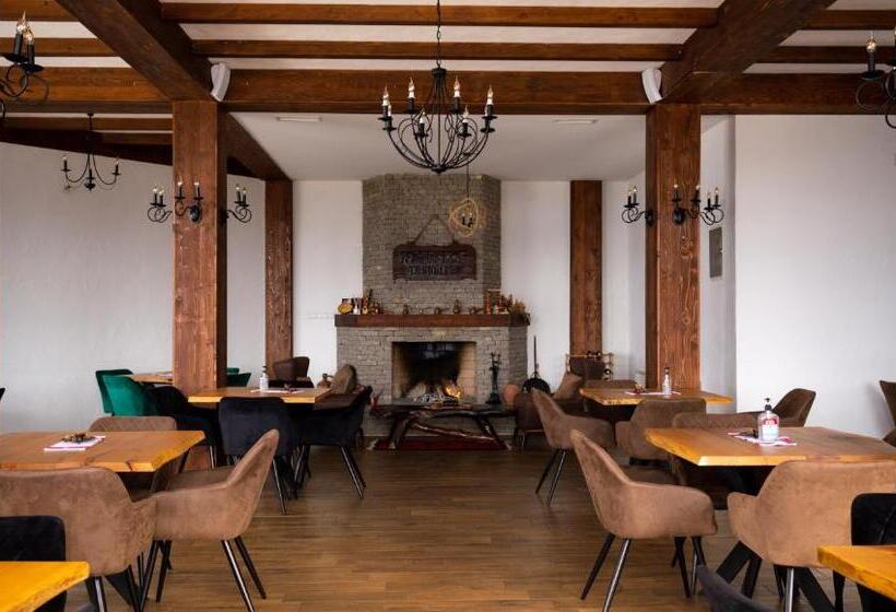 هتل N Bjeshke Te Guri I Zi