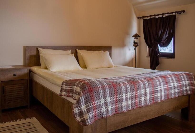 هتل N Bjeshke Te Guri I Zi