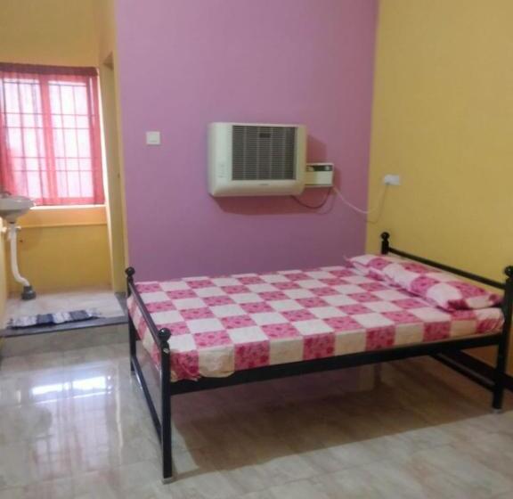 Hotel Oyo Sathya Residency