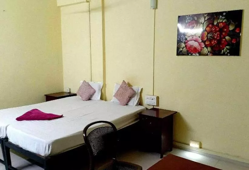 Hotelli Spot On Kontiki Resort India