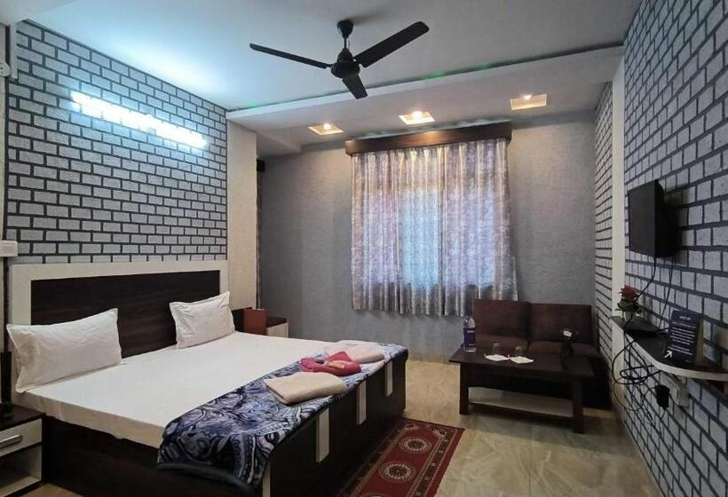 호텔 Spot On Pachmarhi Hills