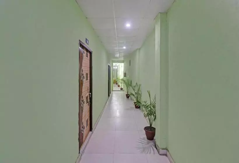 Oyo 84441 Hotel Maharaja