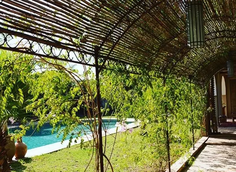 ペンション Dar