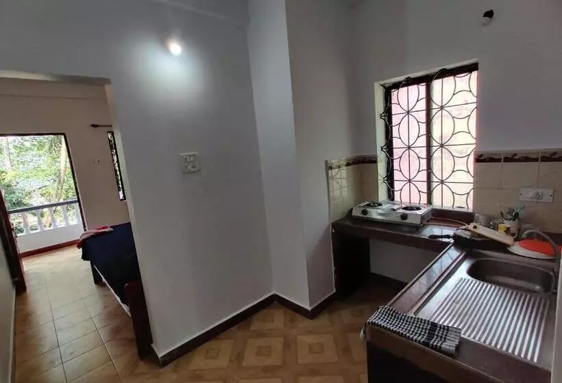 Pensione Shalom Guests
