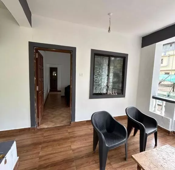 Pensione Shalom Guests
