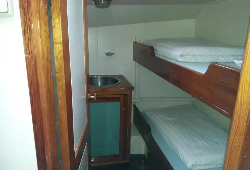 ペンション Tjalkjacht Pelikaan Lemmer