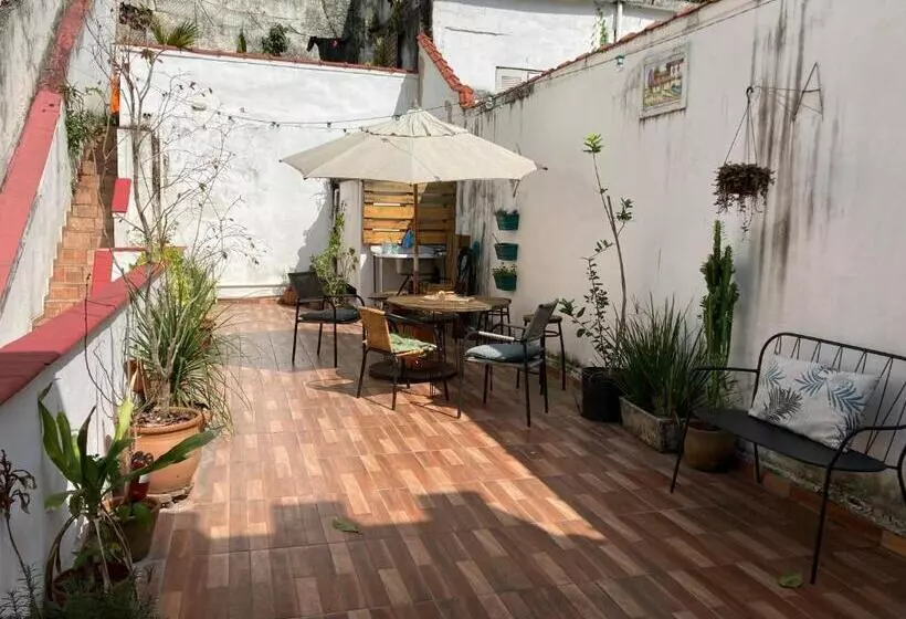 Chez Zany Boutique Hostel   Santa Teresa