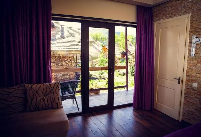 ユースホステル Grig House Eco Resort