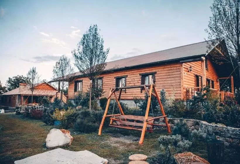 ユースホステル Grig House Eco Resort