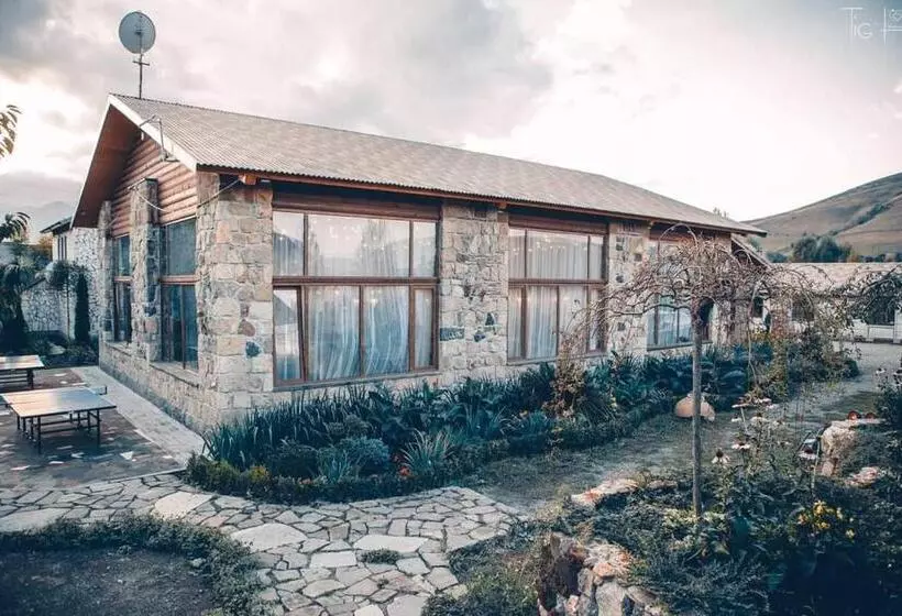 ユースホステル Grig House Eco Resort