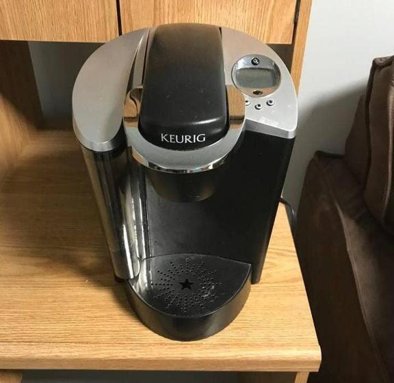 호스텔 Cozy Room Near Downtown Hendersonville