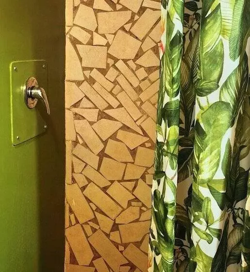 Retkeilymaja Moonsong Accommodation & Camping