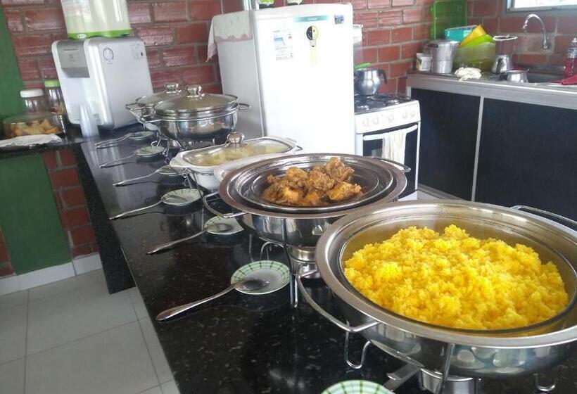 Herberge Pousada Monte Serrat