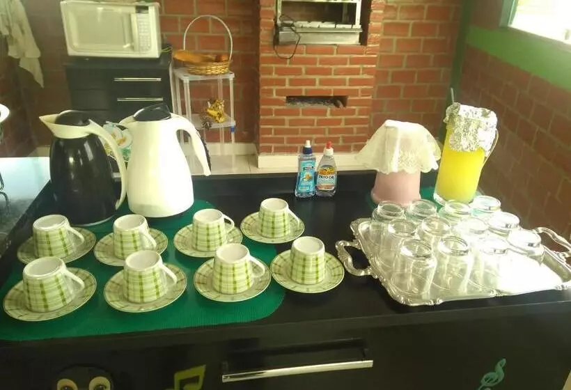 Retkeilymaja Pousada Monte Serrat