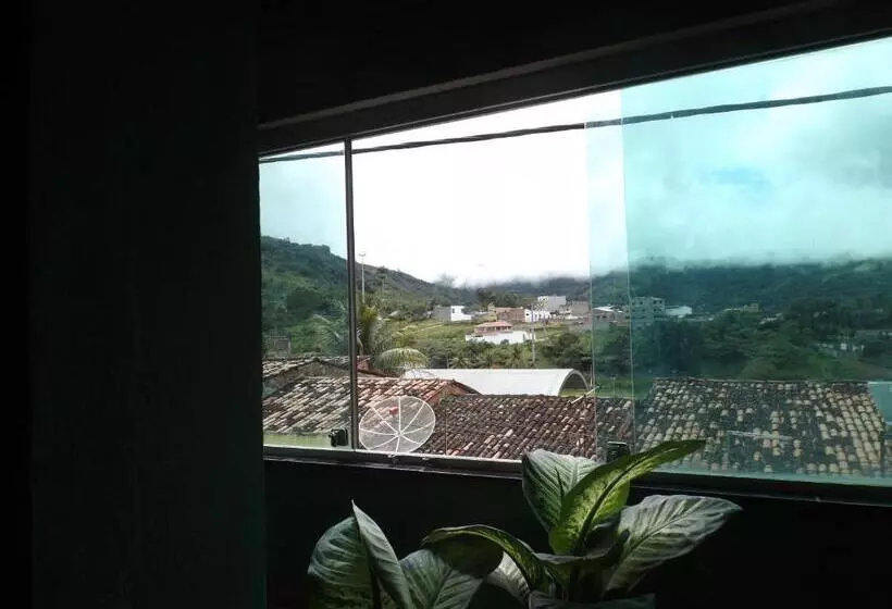 Retkeilymaja Pousada Monte Serrat