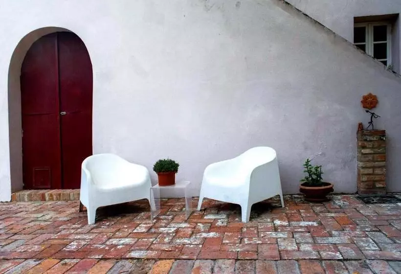 Aamiaismajoitus (B&B) Bb Gli Aristogatti