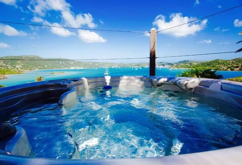 تختخواب و صبحانه Dolcevita Cliff Private Resort By Klabhouse   Adults Only