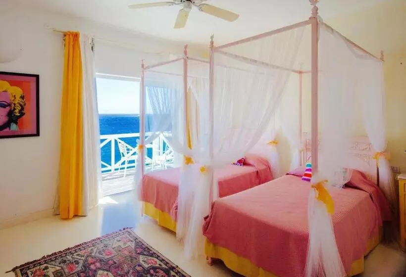 تختخواب و صبحانه Dolcevita Cliff Private Resort By Klabhouse   Adults Only