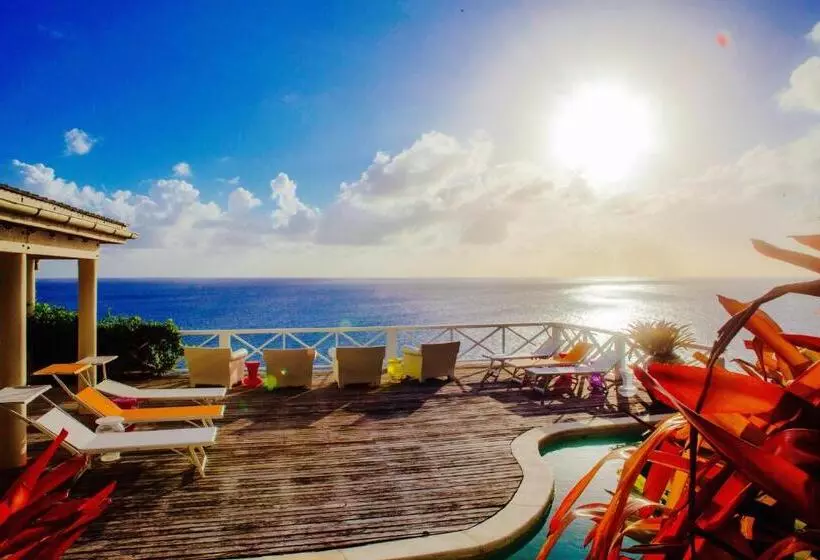 تختخواب و صبحانه Dolcevita Cliff Private Resort By Klabhouse   Adults Only