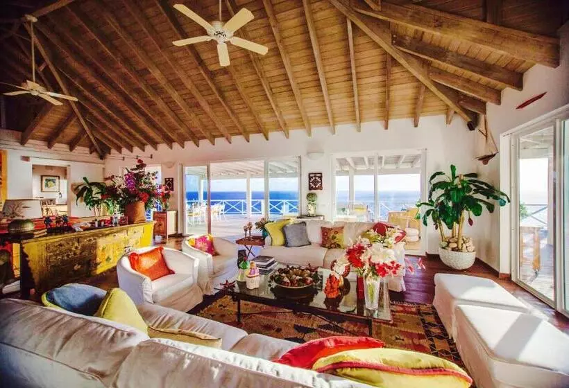 تختخواب و صبحانه Dolcevita Cliff Private Resort By Klabhouse   Adults Only