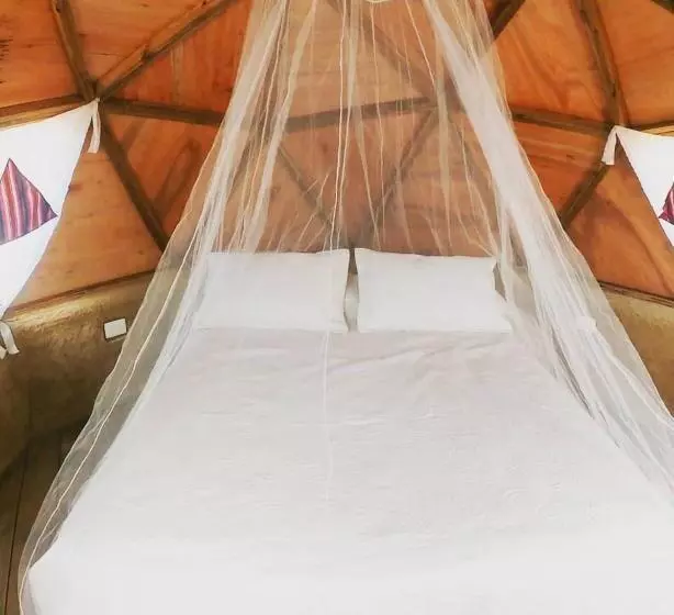 Aamiaismajoitus (B&B) Flor De Vida Geocabañas   Domos Geodésicos