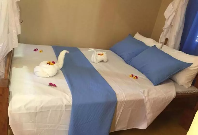 Aamiaismajoitus (B&B) Mafia Neptune Villa Lodge