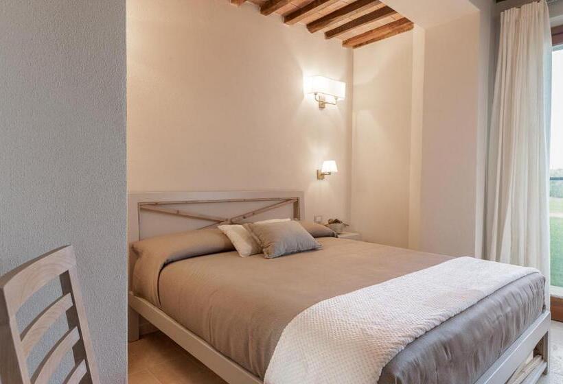 هتل Relais Lungagnola