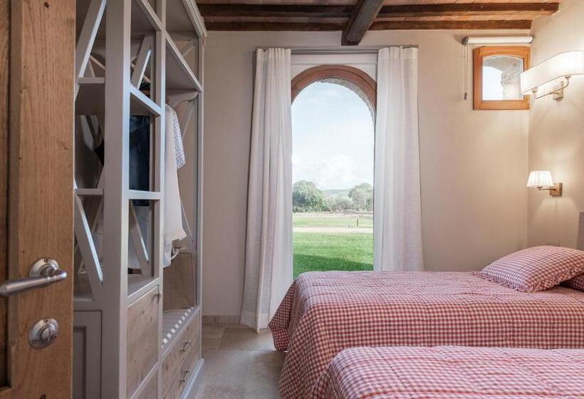 هتل Relais Lungagnola