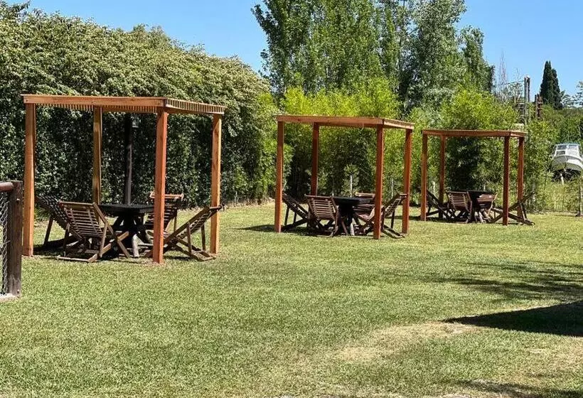 Hotelli Cabanas Los Troncos