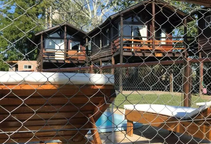 Hotelli Cabanas Los Troncos