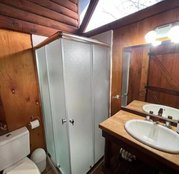 Hotelli Cabanas Los Troncos