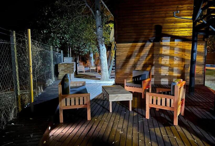 ホテル Cabanas Los Troncos