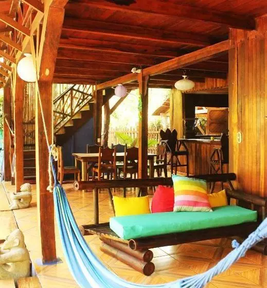 ホテル Casa Natural Puerto Viejo
