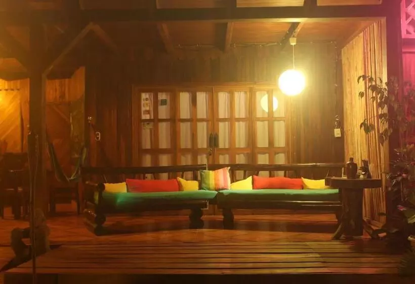 ホテル Casa Natural Puerto Viejo