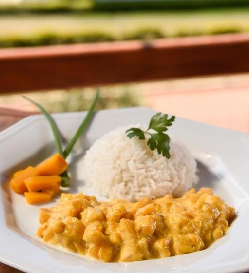 فندق Fazenda Da Chácara