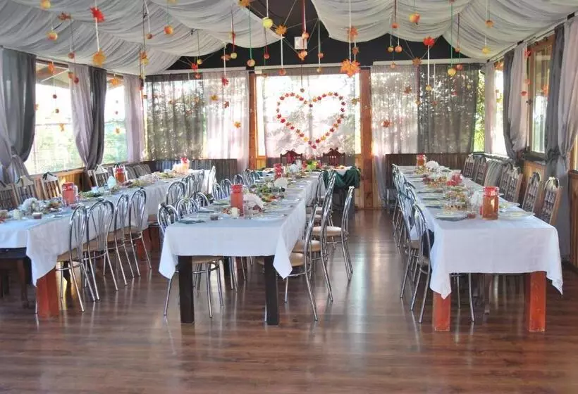 هتل Guest House Uzhgorod