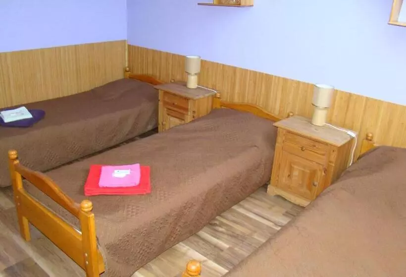 هتل Guest House Uzhgorod