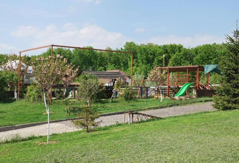 호텔 Guest House Uzhgorod