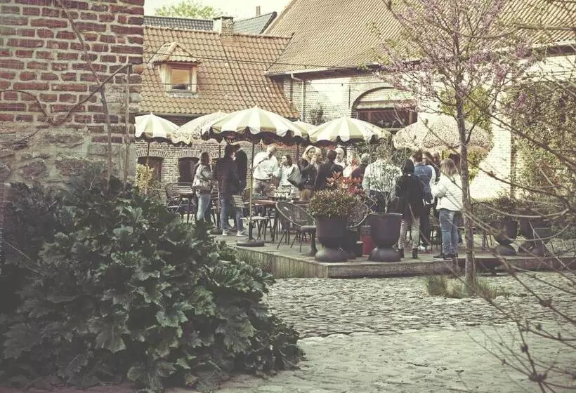 Hotelli La Petite Fabriek
