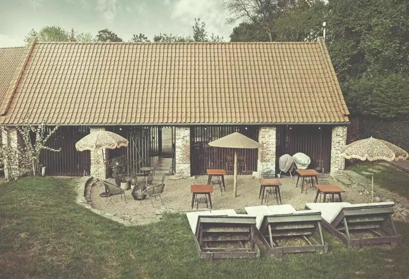 Hotelli La Petite Fabriek