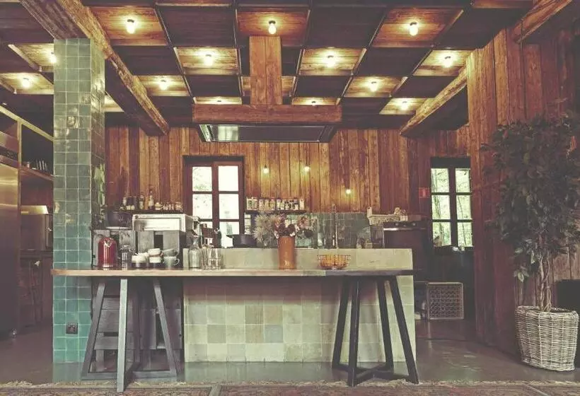 Hotelli La Petite Fabriek