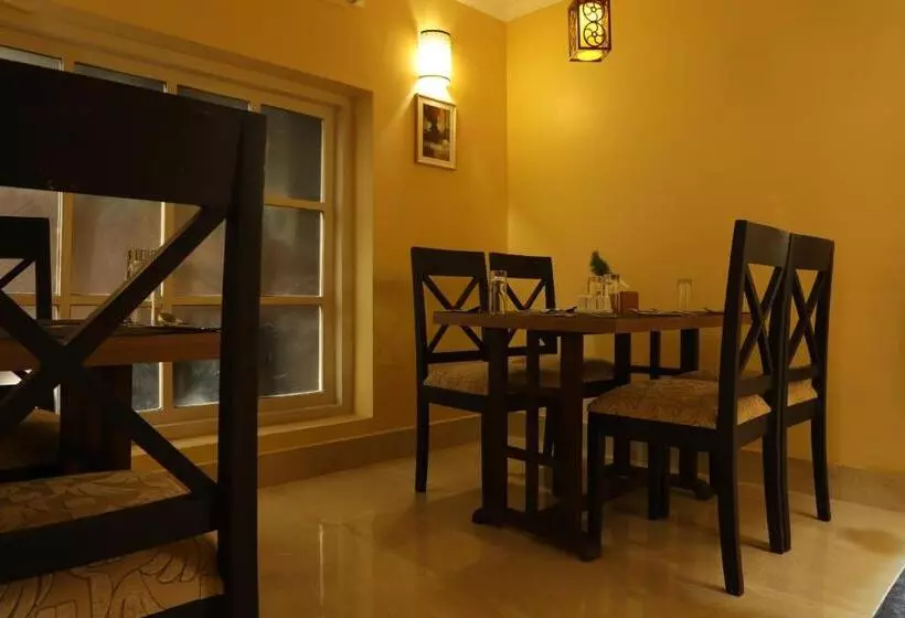 هتل Maden Inn
