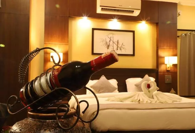 هتل Maden Inn
